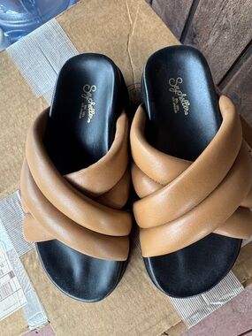 Seychelles Tan Padded Crossover Slide Mules - Seychelles